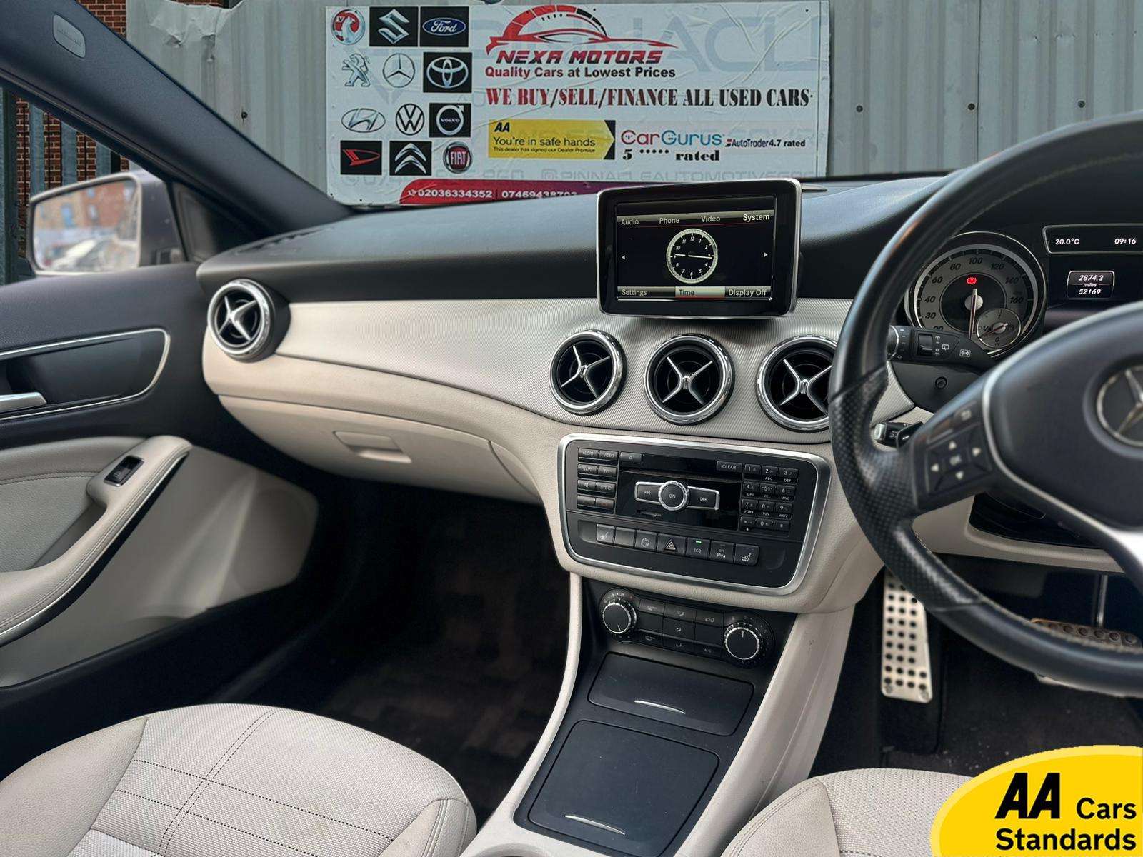 2015 MERCEDES-BENZ GLA 2015 MERCEDES-BENZ GLA
