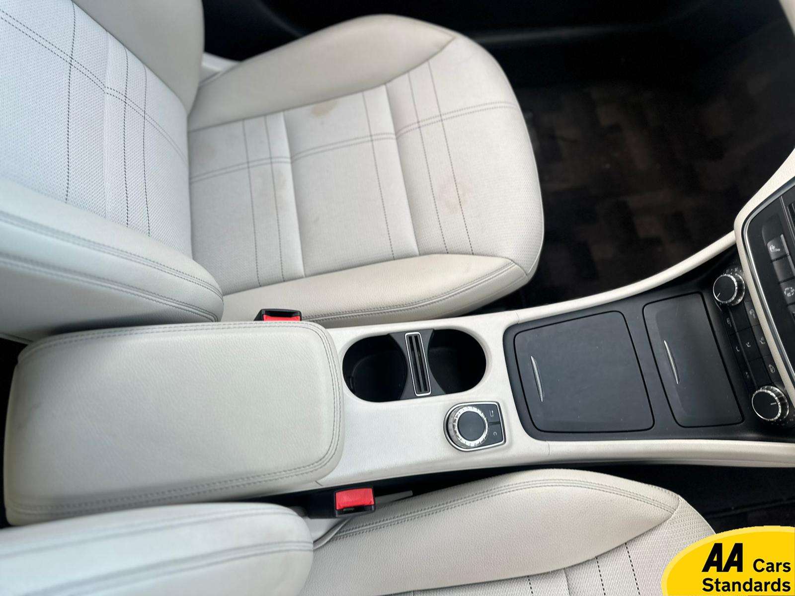 2015 MERCEDES-BENZ GLA 2015 MERCEDES-BENZ GLA