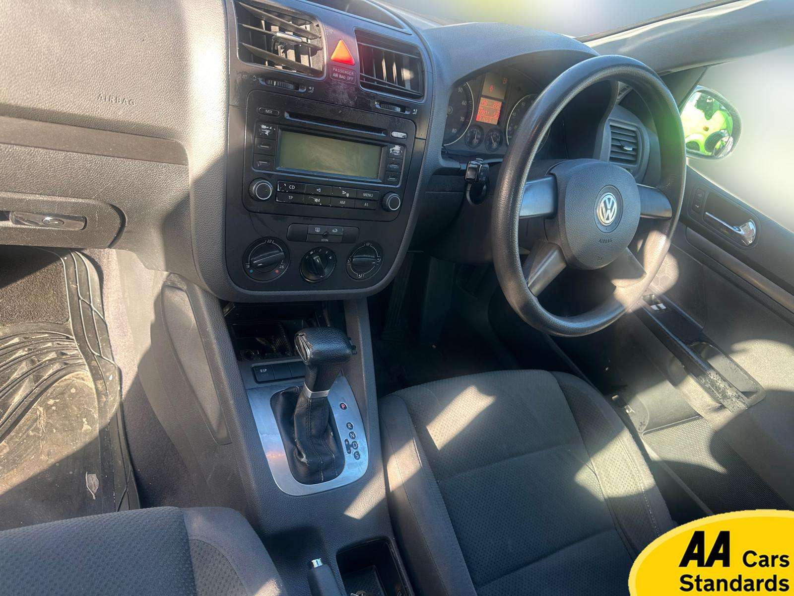 2004 VOLKSWAGEN GOLF 2004 VOLKSWAGEN GOLF