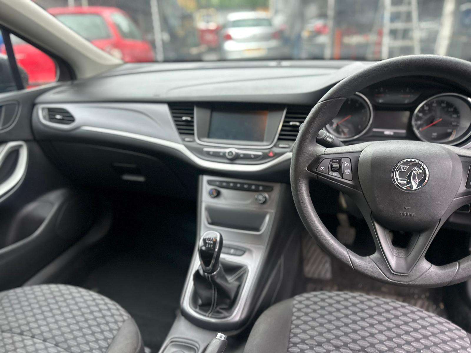 2017 VAUXHALL ASTRA 2017 VAUXHALL ASTRA