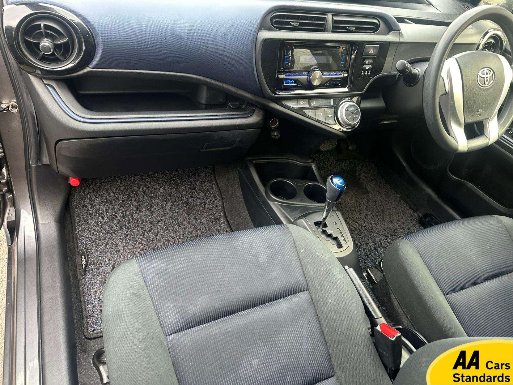 2015 TOYOTA YARIS 2015 TOYOTA YARIS