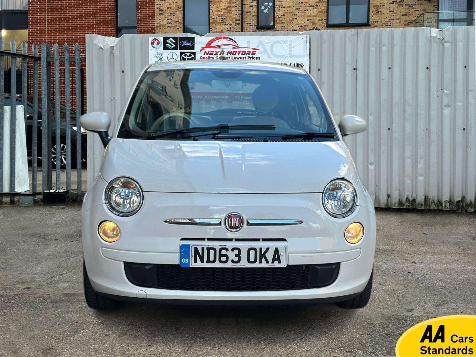 A 2013 FIAT 500 1.2 Pop Hatchback 3dr Petrol Dualogic Euro 6 (s/s) (69 bhp) A 2013 FIAT 500 1.2 Pop Hatchback 3dr Petrol Dualogic Euro 6 (s/s) (69 bhp)