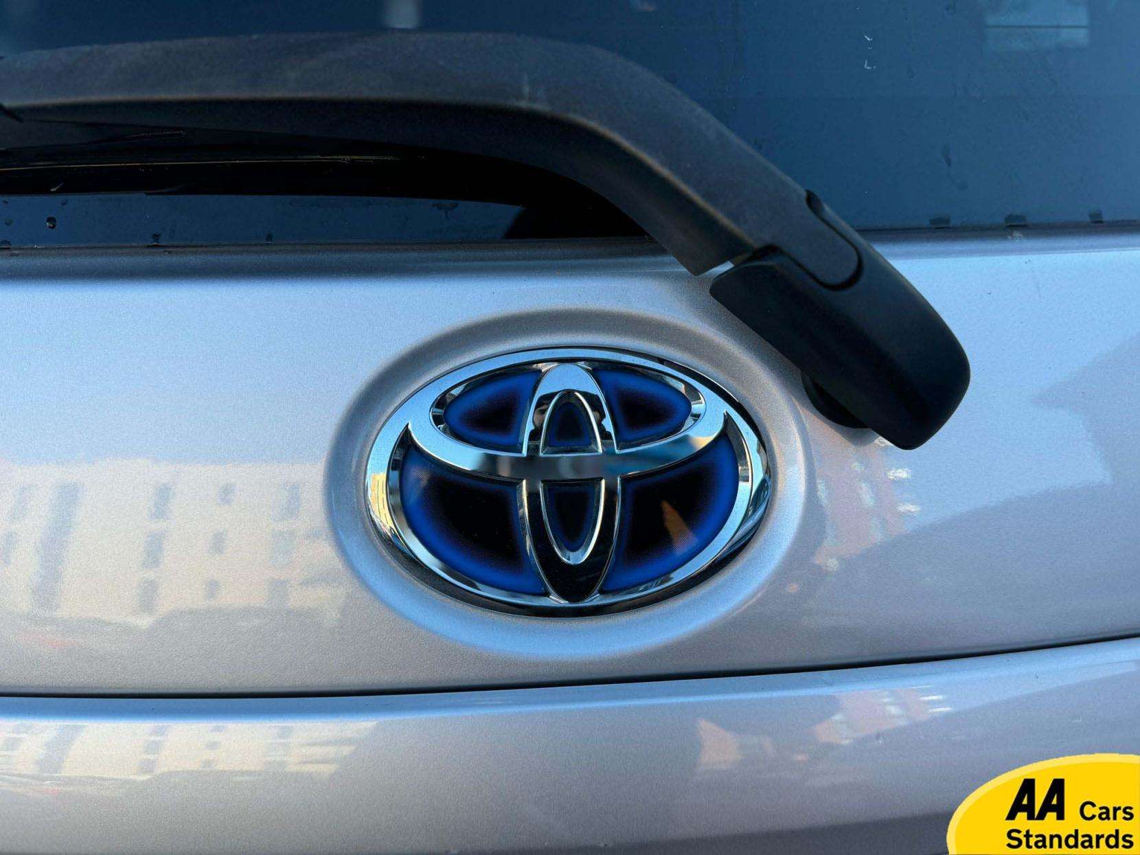 2014 TOYOTA YARIS 2014 TOYOTA YARIS