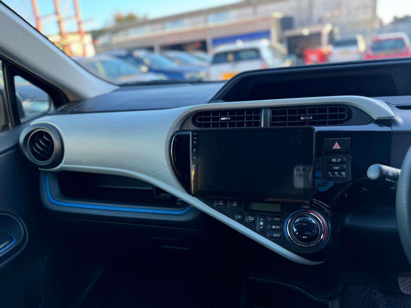 2014 TOYOTA YARIS 2014 TOYOTA YARIS