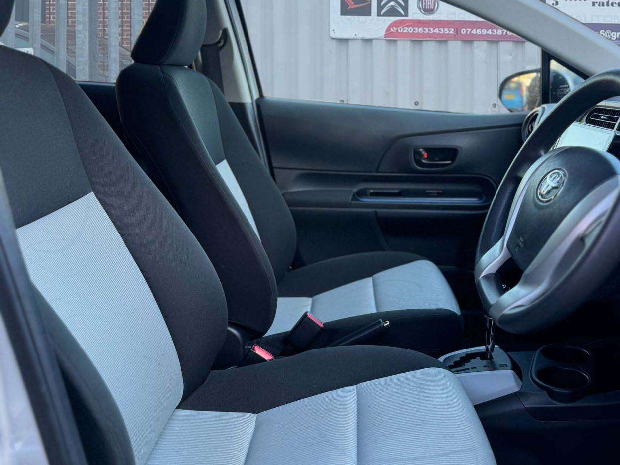 2014 TOYOTA YARIS 2014 TOYOTA YARIS