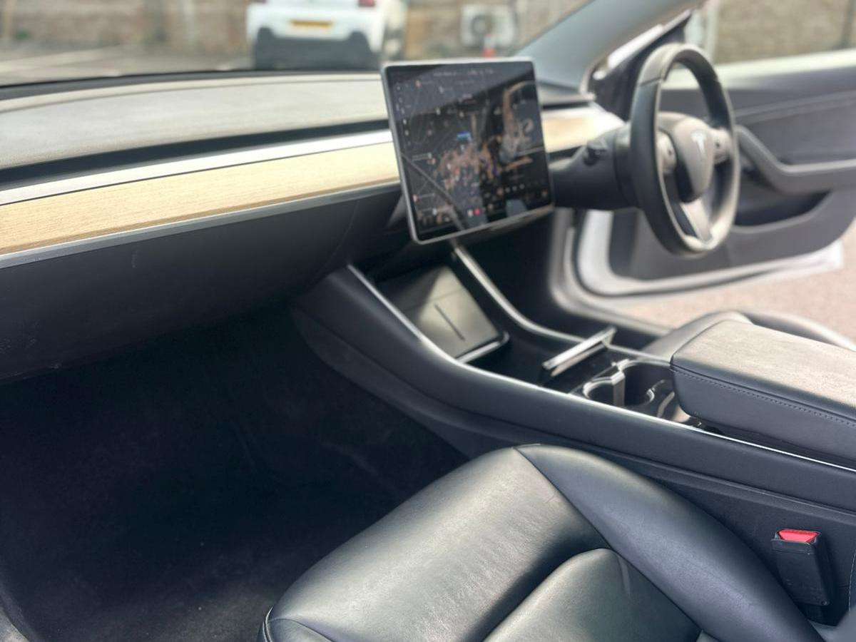 2020 TESLA MODEL 3 2020 TESLA MODEL 3
