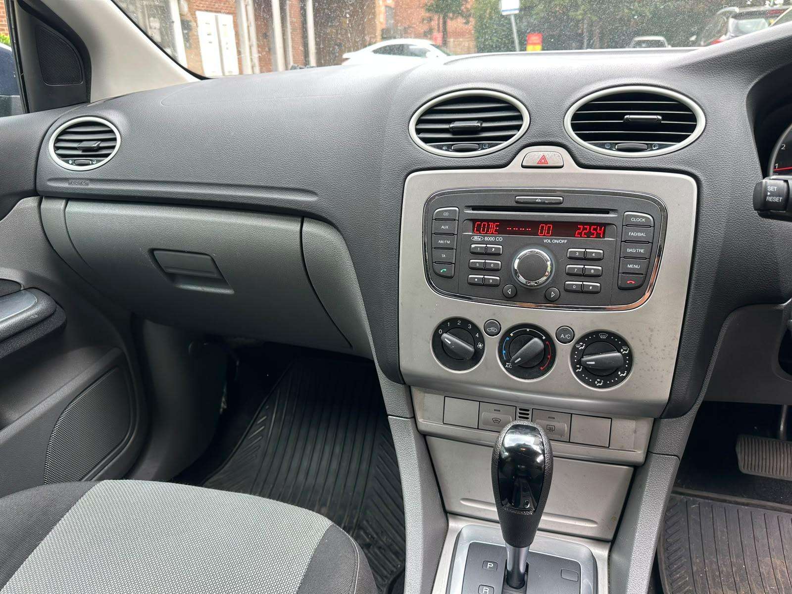 2010 FORD FOCUS 2010 FORD FOCUS