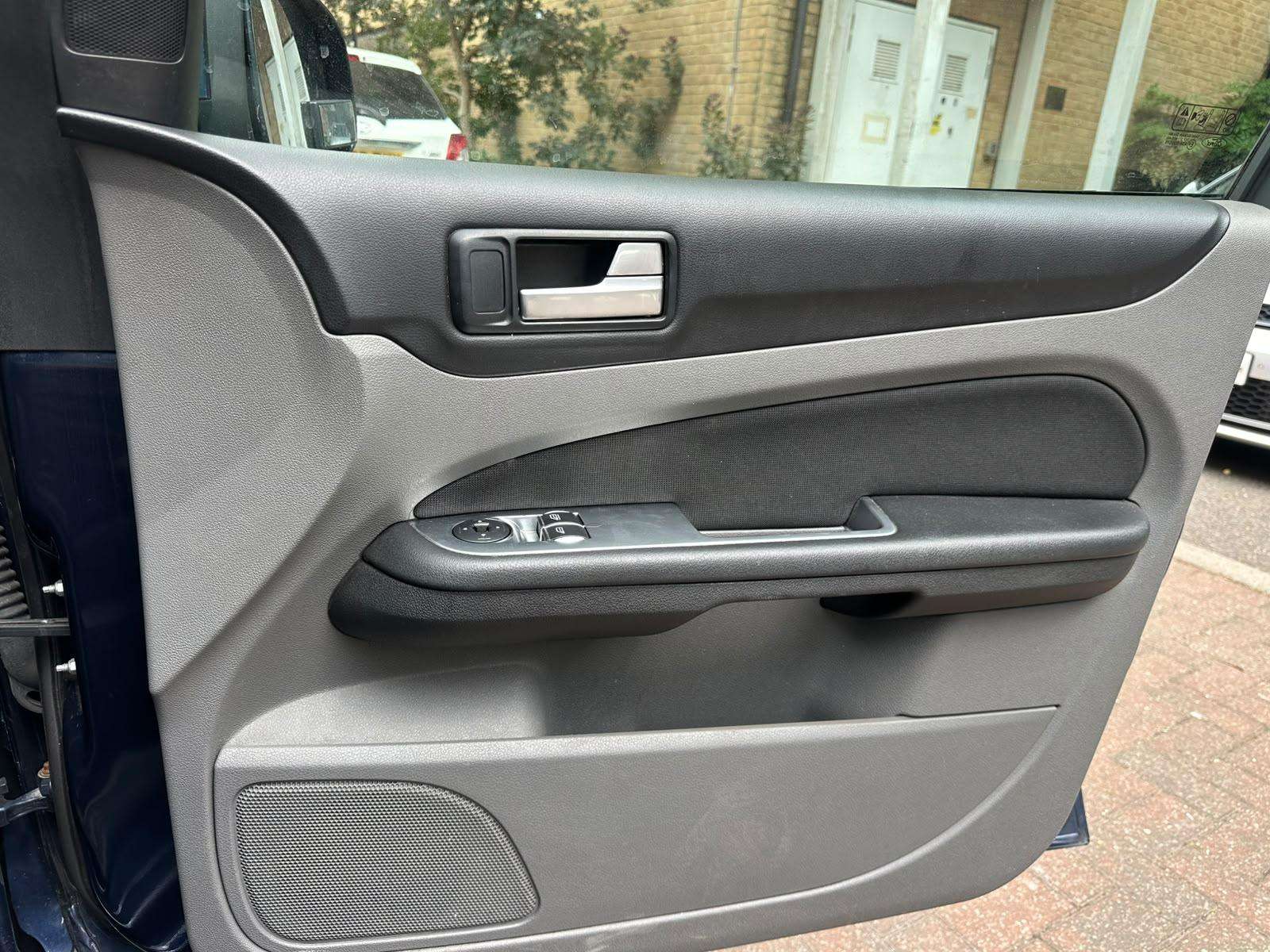 2010 FORD FOCUS 2010 FORD FOCUS