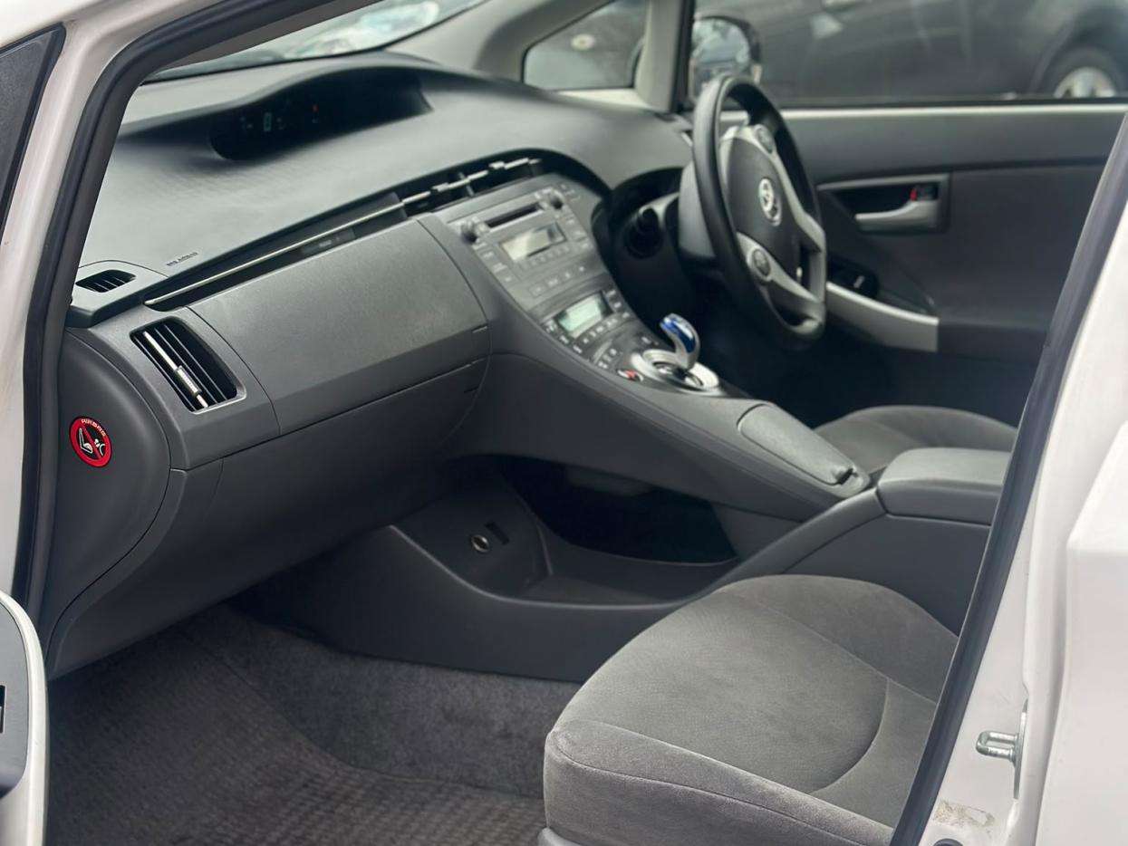 2012 TOYOTA PRIUS 2012 TOYOTA PRIUS