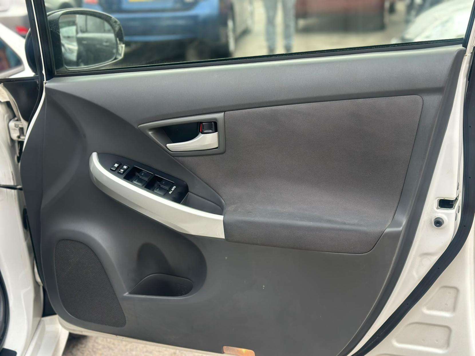 2012 TOYOTA PRIUS 2012 TOYOTA PRIUS