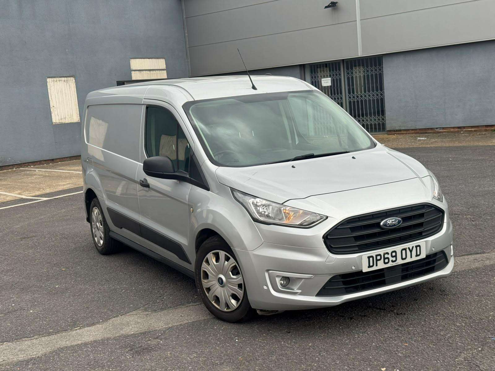 A 2019 FORD TRANSIT CONNECT 1.5 210 EcoBlue Trend Panel Van 5dr Diesel Manual L2 Euro 6 (s/s) (100 ps) A 2019 FORD TRANSIT CONNECT 1.5 210 EcoBlue Trend Panel Van 5dr Diesel Manual L2 Euro 6 (s/s) (100 ps)