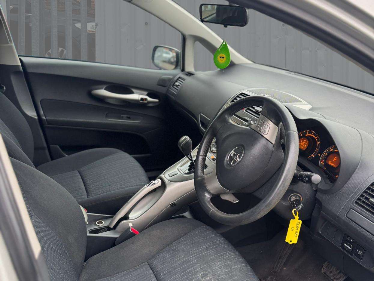 2009 TOYOTA AURIS 2009 TOYOTA AURIS