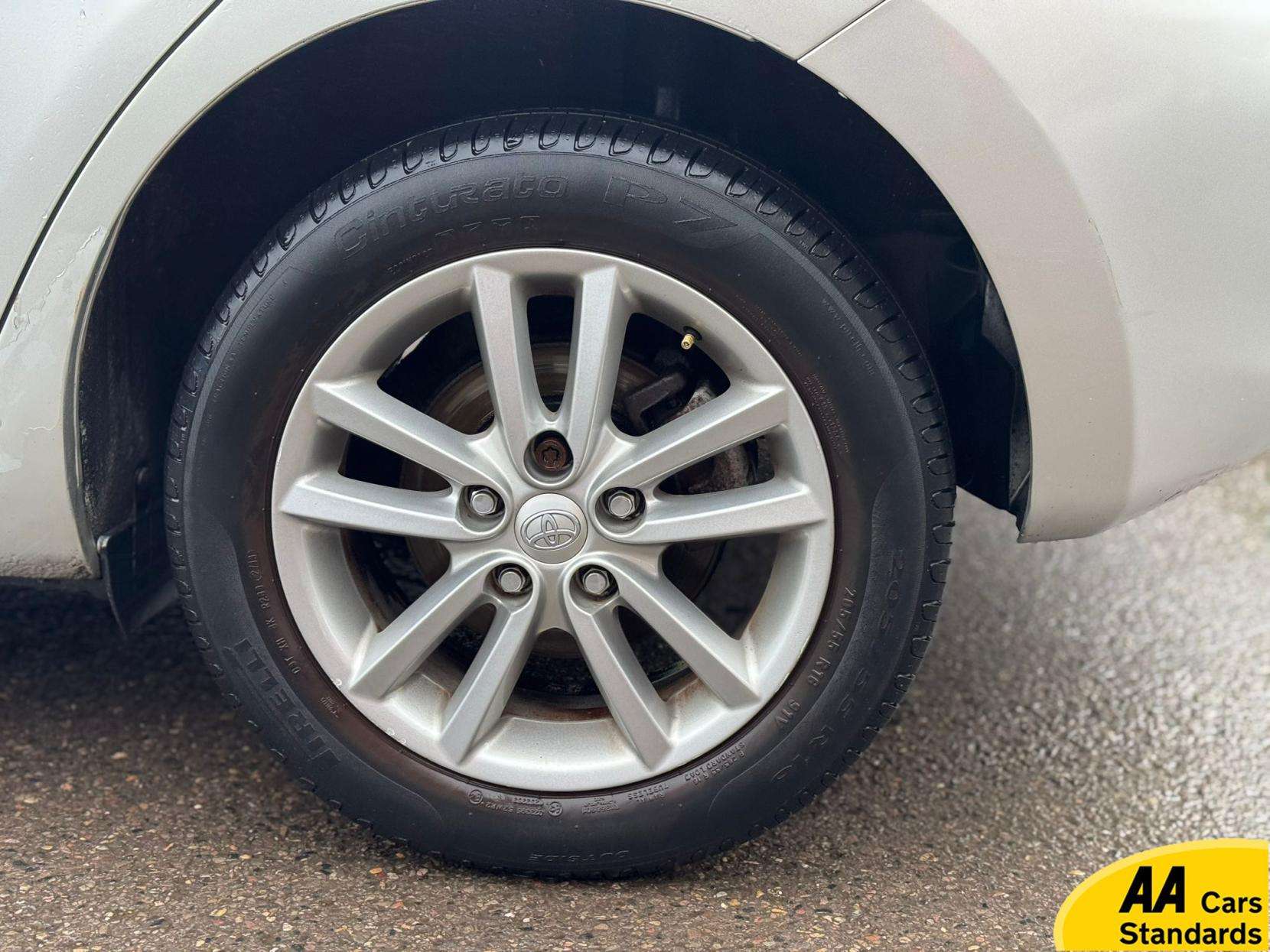 2009 TOYOTA AURIS 2009 TOYOTA AURIS