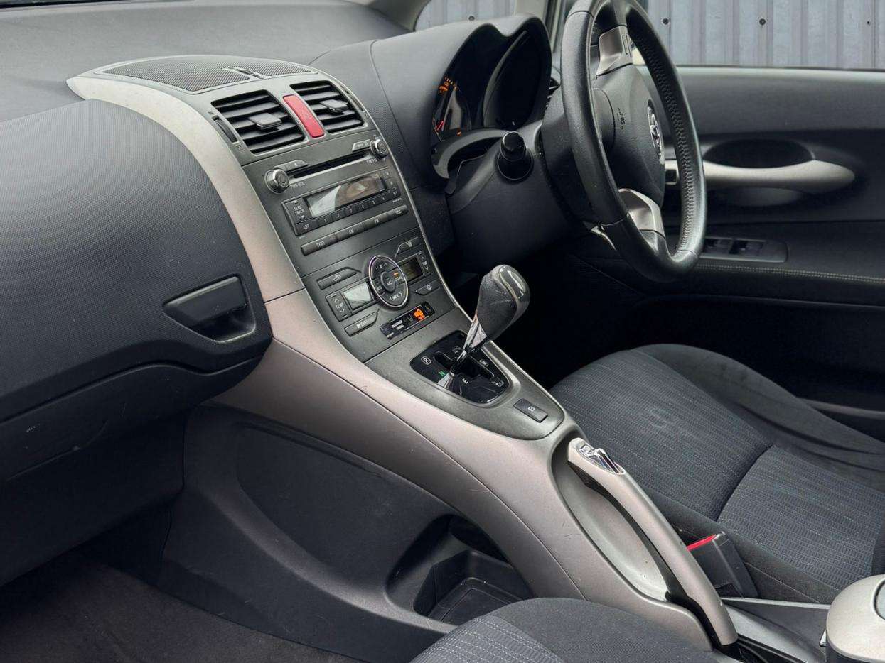 2009 TOYOTA AURIS 2009 TOYOTA AURIS