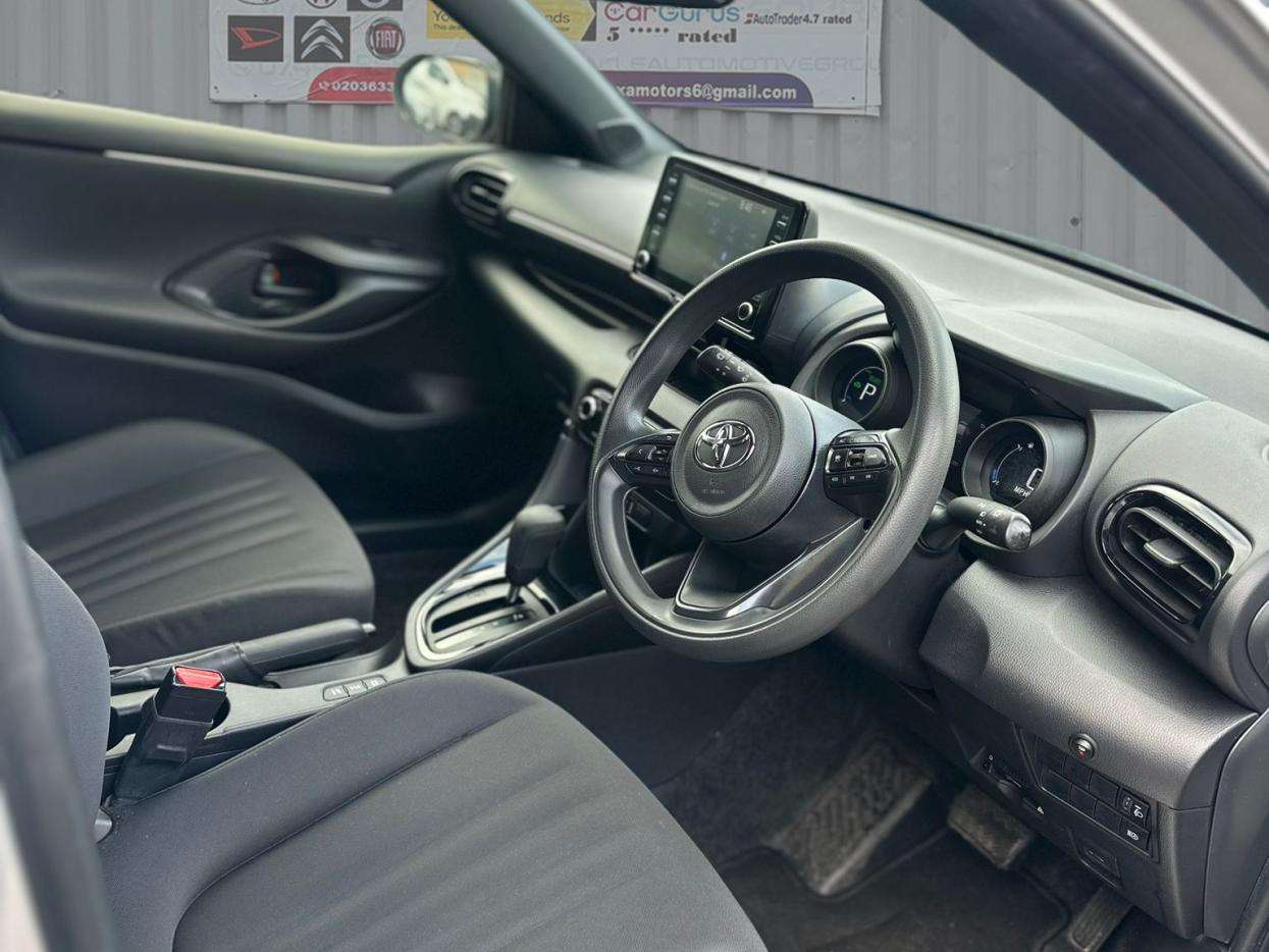 2020 TOYOTA YARIS 2020 TOYOTA YARIS