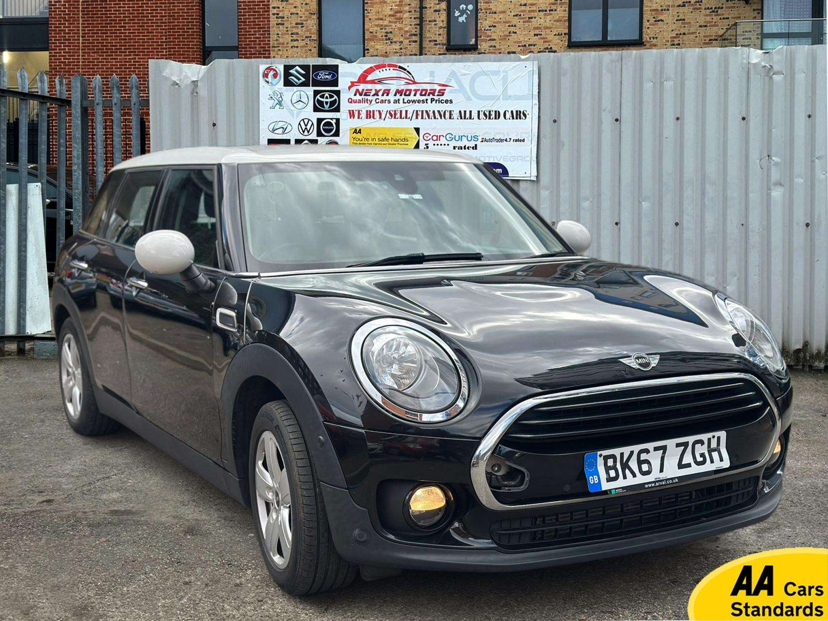 A 2017 MINI CLUBMAN 1.5 Cooper Estate 6dr Petrol Auto Euro 6 (s/s) (136 ps) A 2017 MINI CLUBMAN 1.5 Cooper Estate 6dr Petrol Auto Euro 6 (s/s) (136 ps)