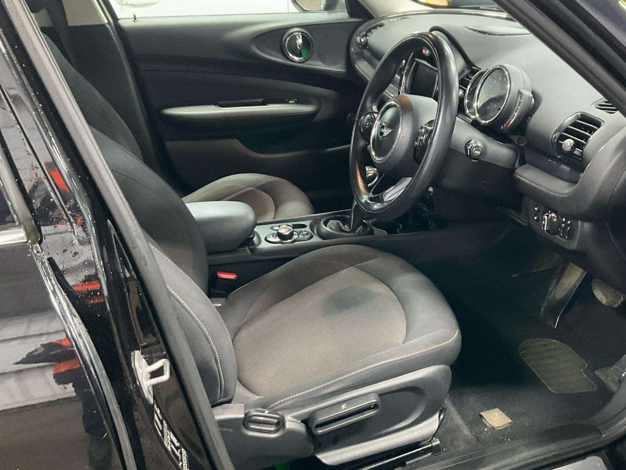 2017 MINI CLUBMAN 2017 MINI CLUBMAN