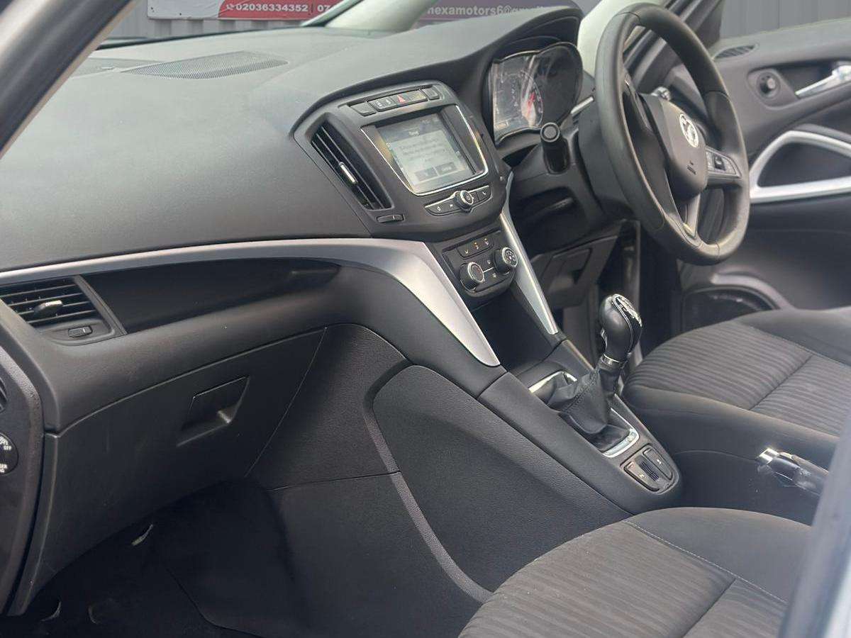 2017 VAUXHALL ZAFIRA TOURER 2017 VAUXHALL ZAFIRA TOURER