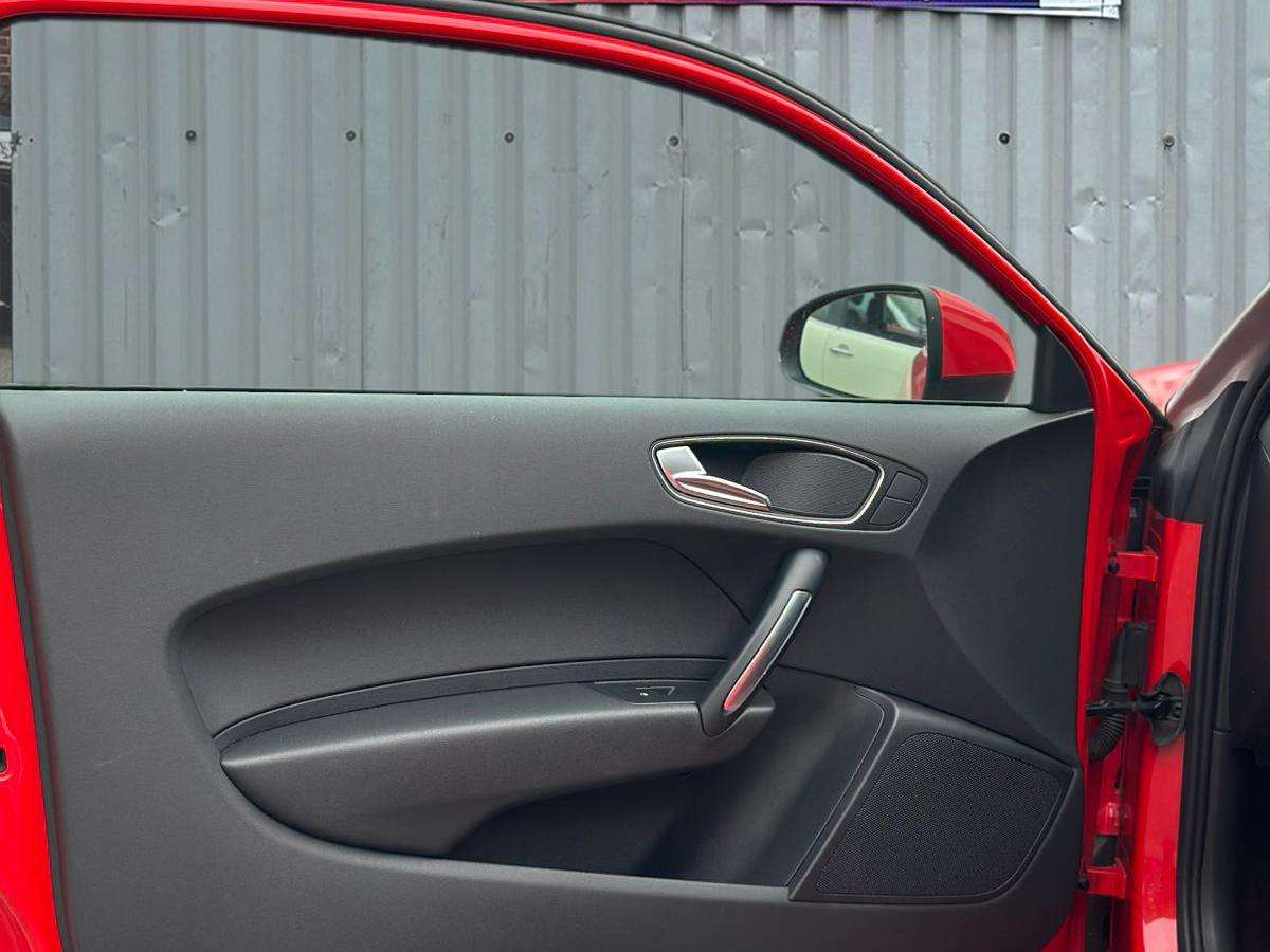 2011 AUDI A1 2011 AUDI A1