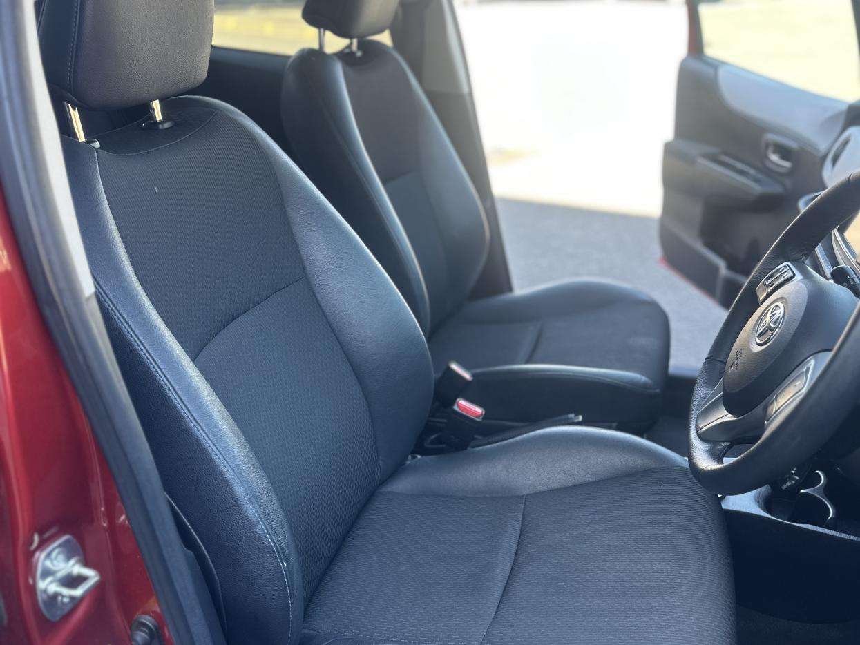 2013 TOYOTA YARIS 2013 TOYOTA YARIS