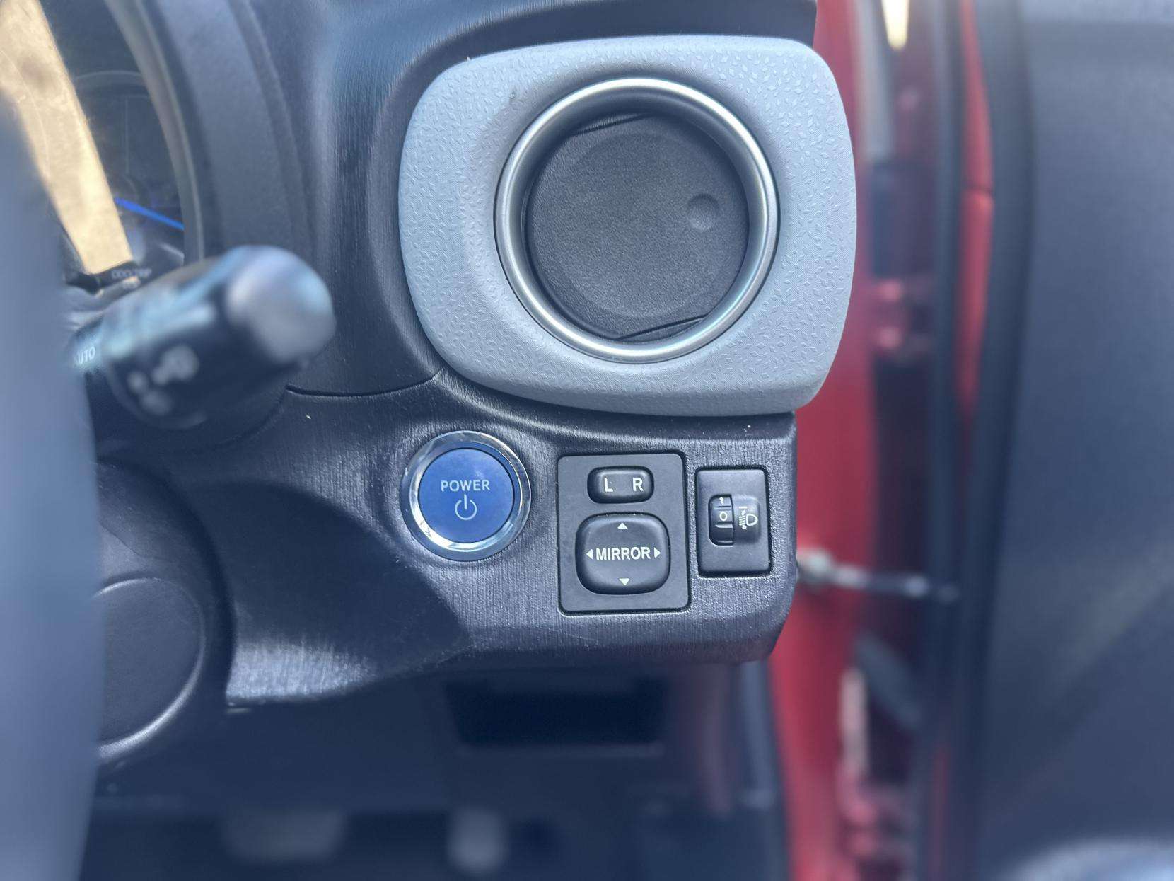 2013 TOYOTA YARIS 2013 TOYOTA YARIS