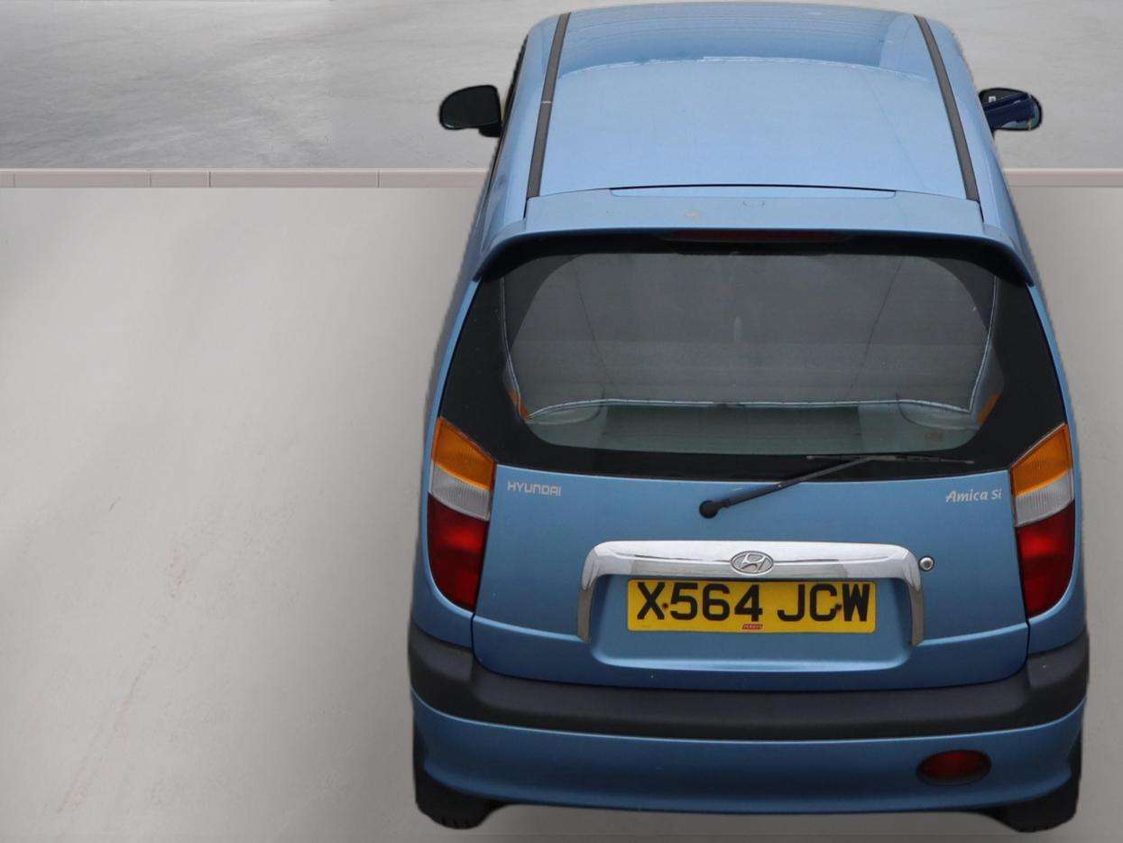 A 2000 HYUNDAI AMICA 1.0 Si Hatchback 5dr Petrol Manual (151 g/km, 55 bhp) A 2000 HYUNDAI AMICA 1.0 Si Hatchback 5dr Petrol Manual (151 g/km, 55 bhp)