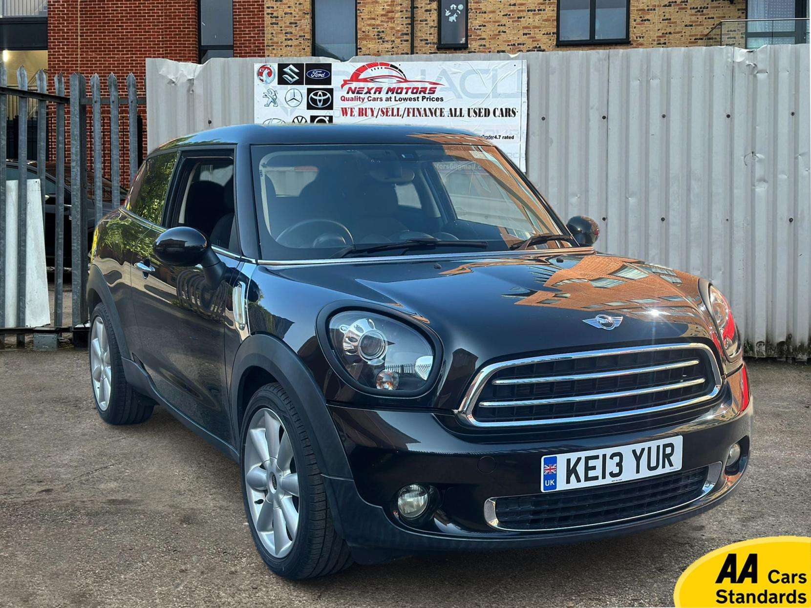 A 2013 MINI PACEMAN 1.6 Cooper SUV 3dr Petrol Auto Euro 5 (122 ps) A 2013 MINI PACEMAN 1.6 Cooper SUV 3dr Petrol Auto Euro 5 (122 ps)