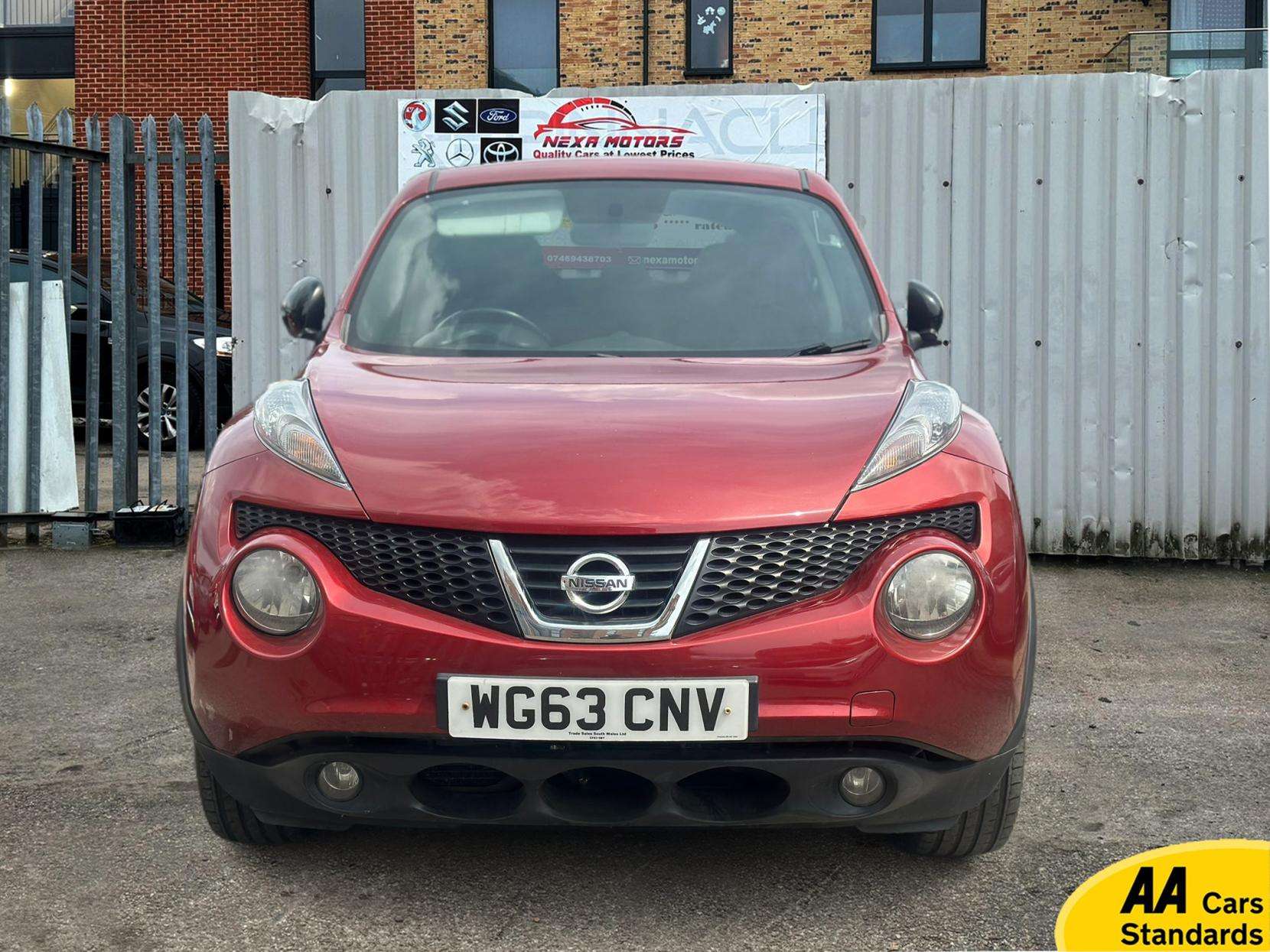 A 2013 NISSAN JUKE 1.6 n-tec SUV 5dr Petrol CVT Euro 5 (117 ps) A 2013 NISSAN JUKE 1.6 n-tec SUV 5dr Petrol CVT Euro 5 (117 ps)