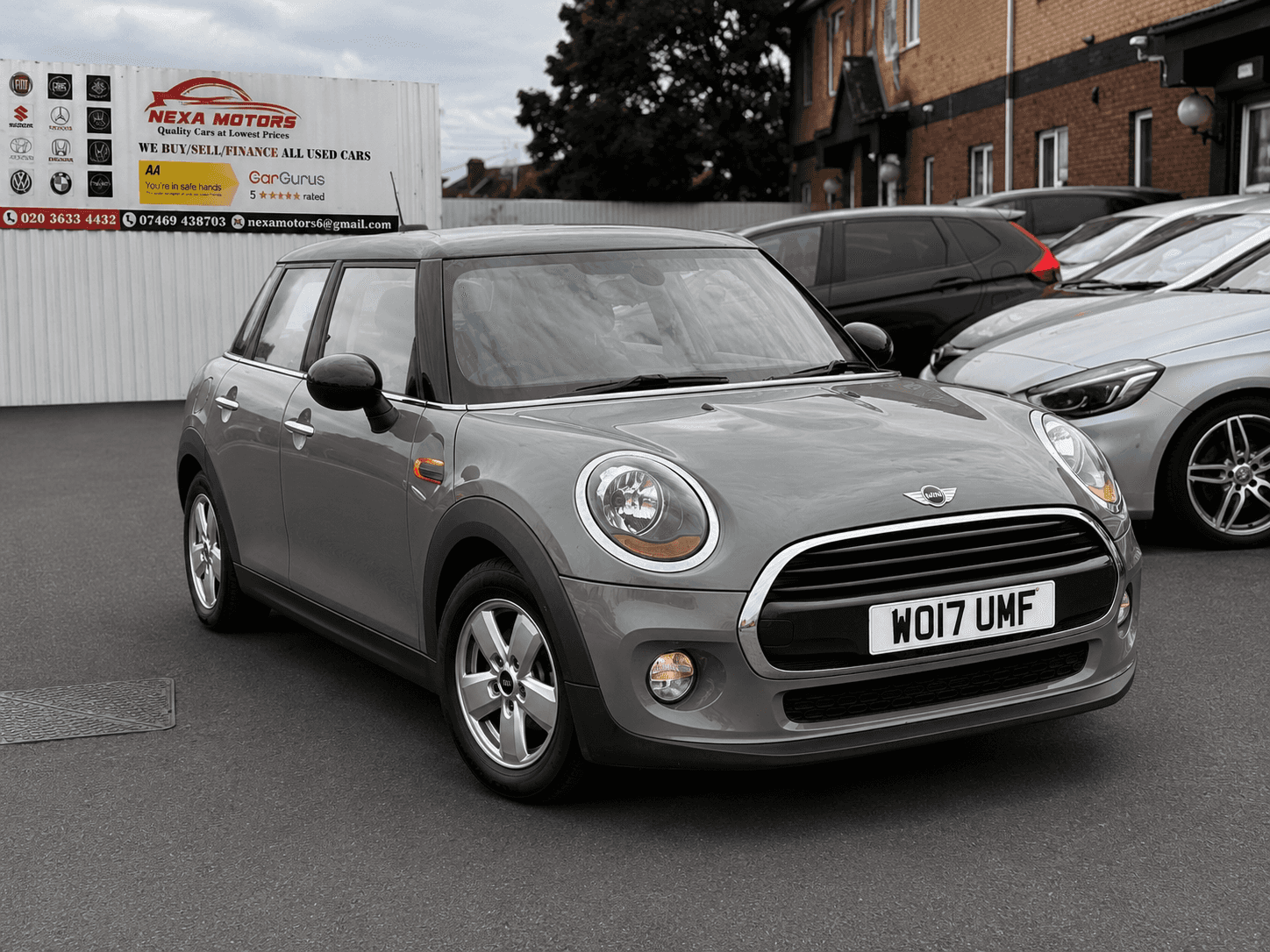 A 2017 MINI HATCH 1.5 Cooper Hatchback 5dr Petrol Auto Euro 6 (s/s) (136 ps) A 2017 MINI HATCH 1.5 Cooper Hatchback 5dr Petrol Auto Euro 6 (s/s) (136 ps)