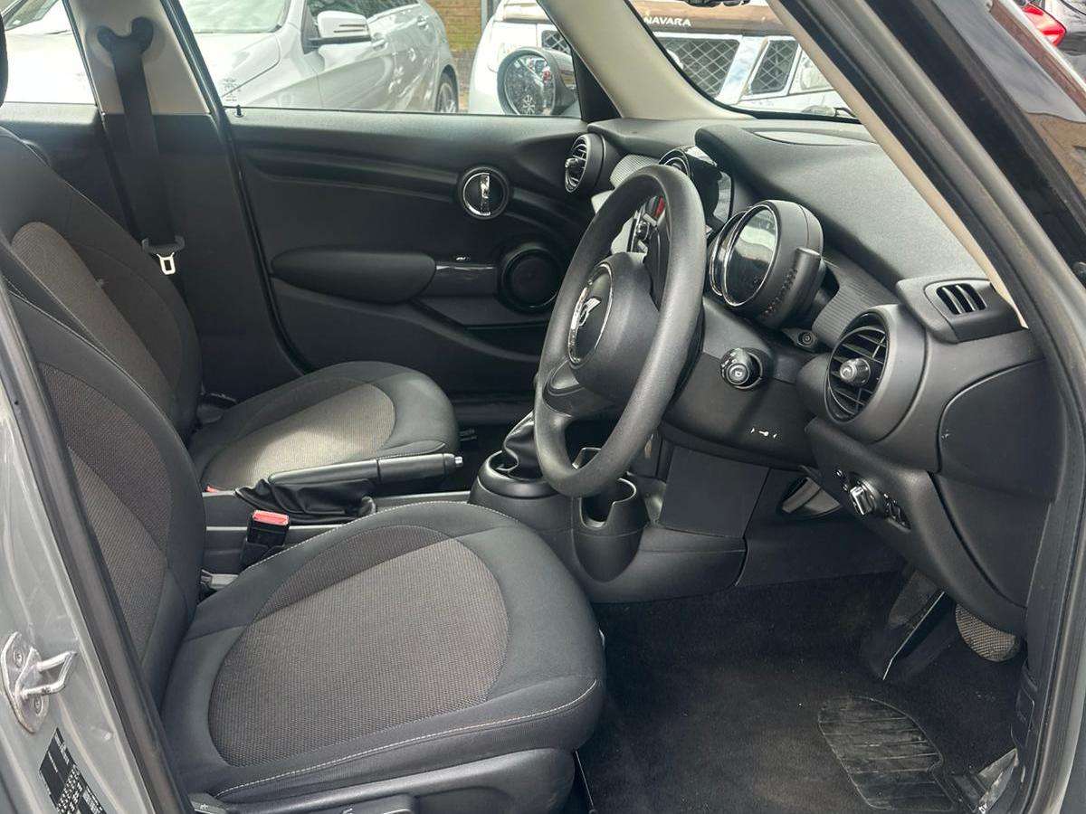 2017 MINI HATCH 2017 MINI HATCH