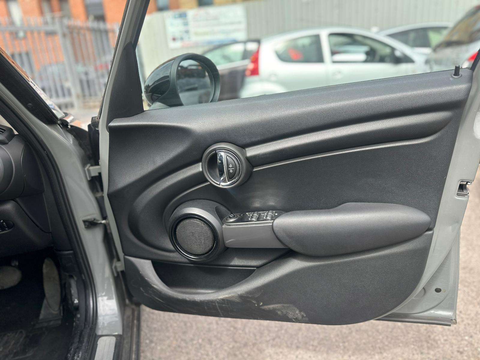 2017 MINI HATCH 2017 MINI HATCH