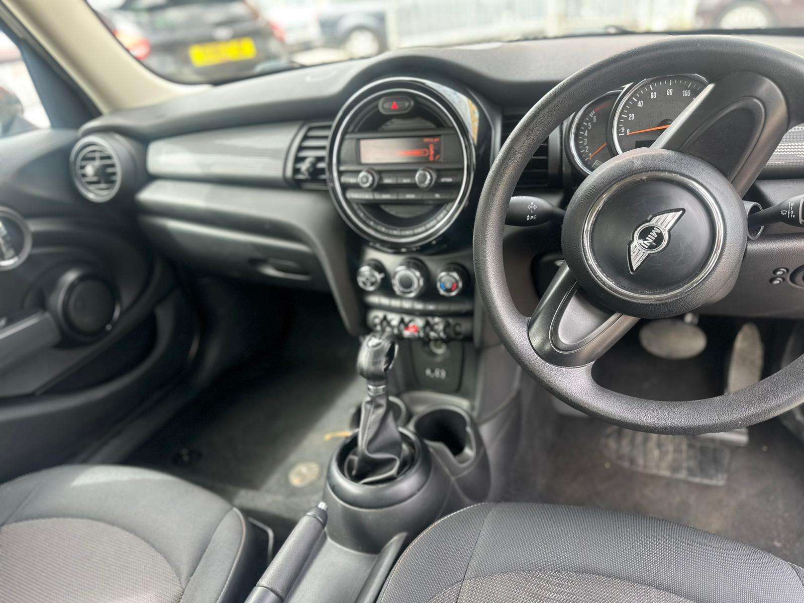 2017 MINI HATCH 2017 MINI HATCH