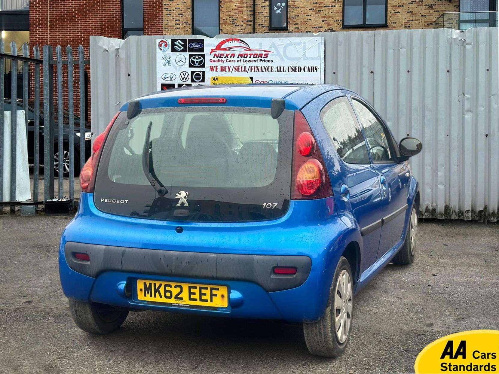 2012 PEUGEOT 107 2012 PEUGEOT 107