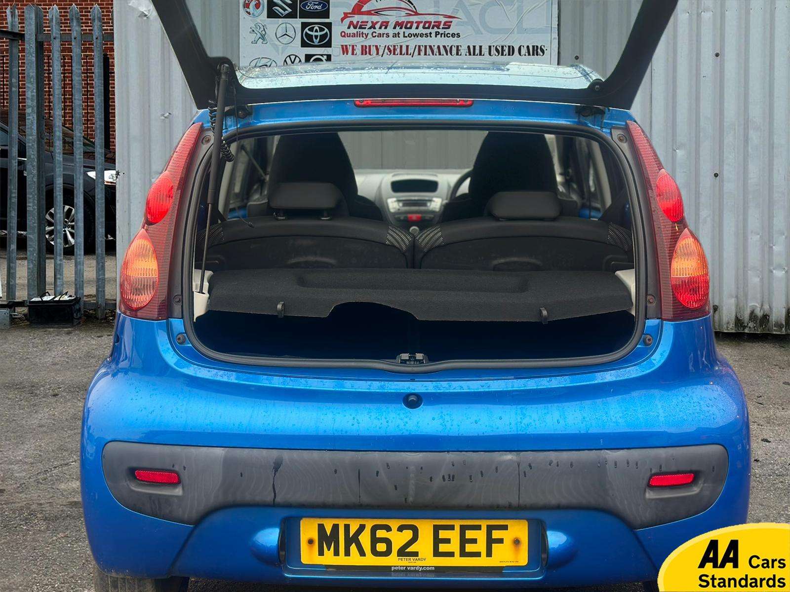 A 2012 PEUGEOT 107 1.0 12V Active Hatchback 5dr Petrol Manual Euro 5 (68 ps) A 2012 PEUGEOT 107 1.0 12V Active Hatchback 5dr Petrol Manual Euro 5 (68 ps)