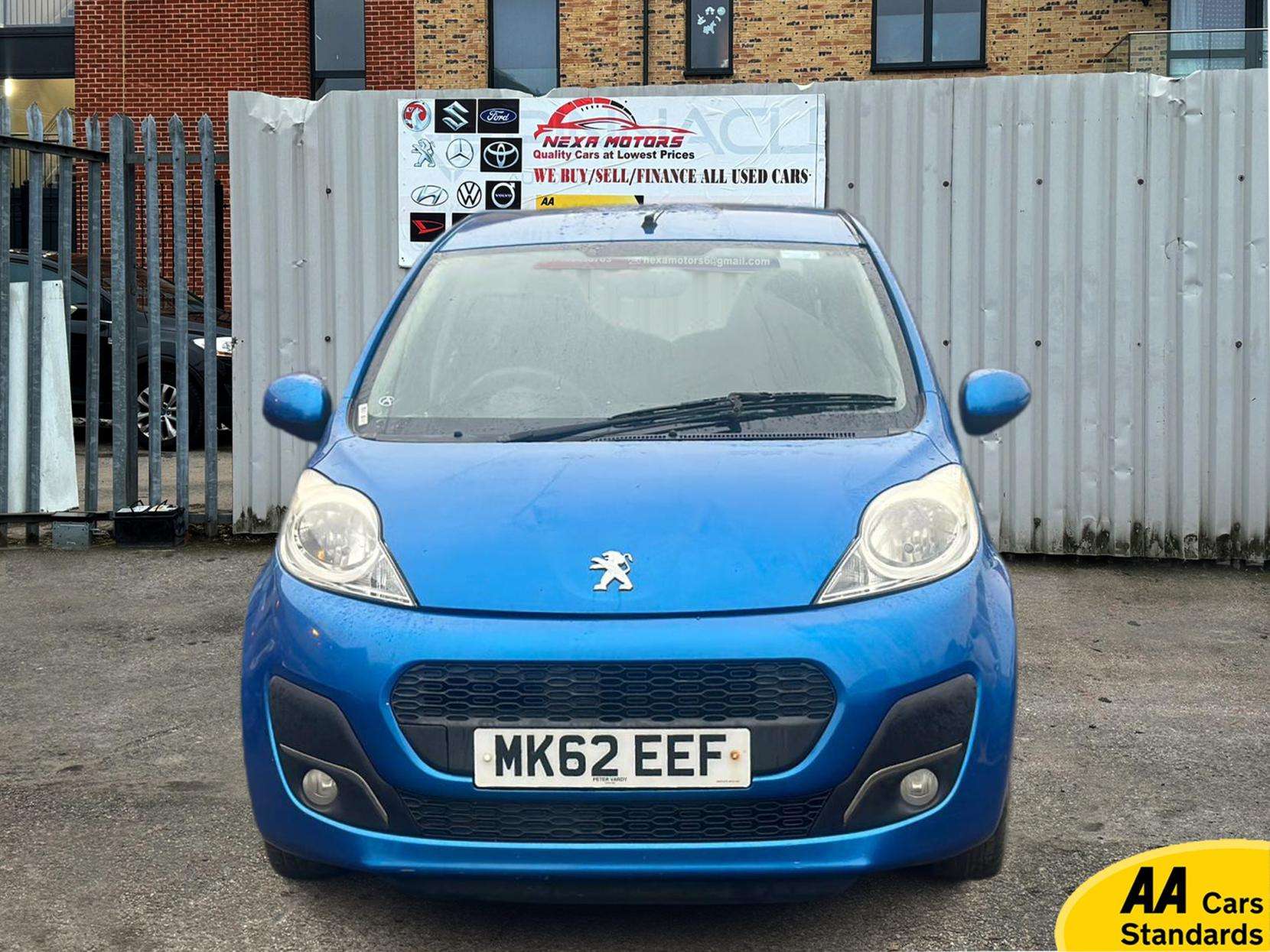 A 2012 PEUGEOT 107 1.0 12V Active Hatchback 5dr Petrol Manual Euro 5 (68 ps) A 2012 PEUGEOT 107 1.0 12V Active Hatchback 5dr Petrol Manual Euro 5 (68 ps)