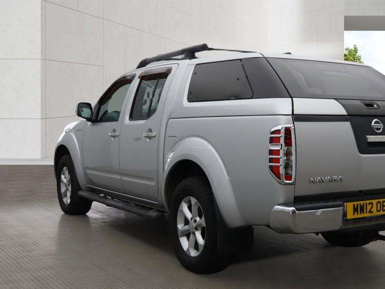 A 2012 NISSAN NAVARA 2.5 dCi Tekna Pickup Double Cab 4dr Diesel Manual 4WD Euro 5 (190 ps) A 2012 NISSAN NAVARA 2.5 dCi Tekna Pickup Double Cab 4dr Diesel Manual 4WD Euro 5 (190 ps)