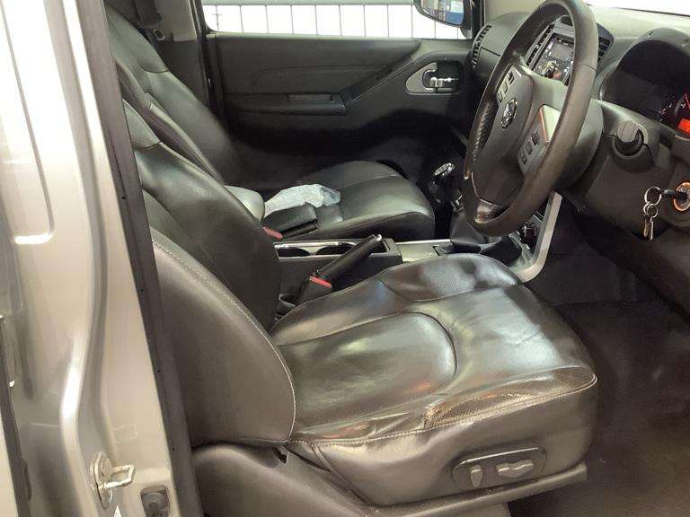 2012 NISSAN NAVARA 2012 NISSAN NAVARA