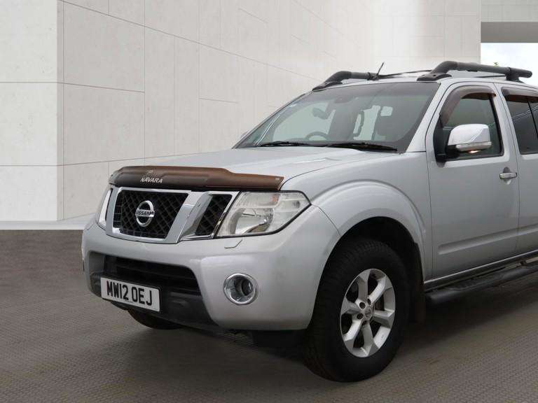 A 2012 NISSAN NAVARA 2.5 dCi Tekna Pickup Double Cab 4dr Diesel Manual 4WD Euro 5 (190 ps) A 2012 NISSAN NAVARA 2.5 dCi Tekna Pickup Double Cab 4dr Diesel Manual 4WD Euro 5 (190 ps)