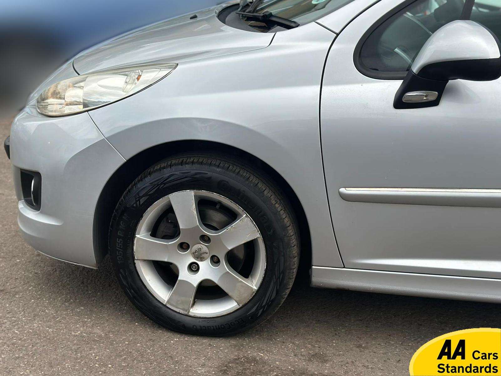 2010 PEUGEOT 207 SW 2010 PEUGEOT 207 SW