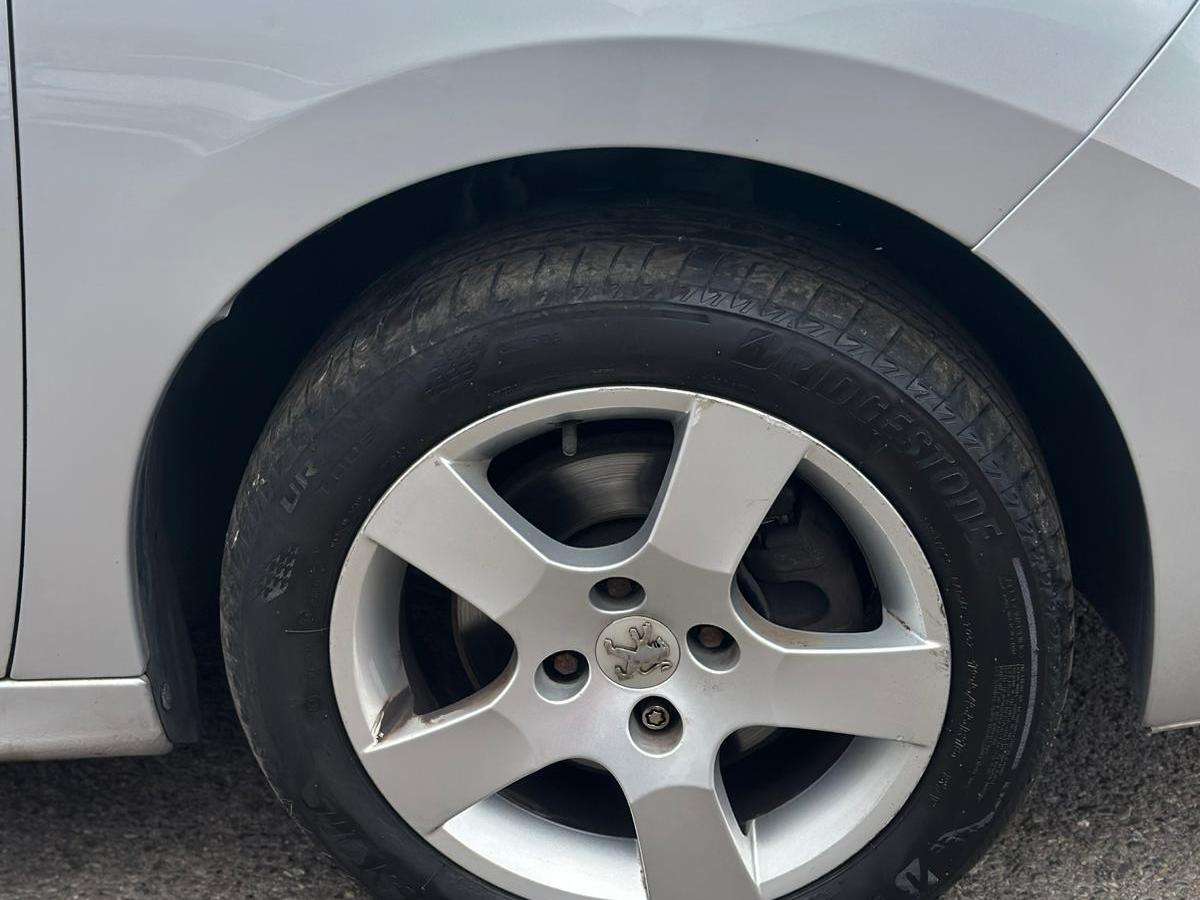 2010 PEUGEOT 207 SW 2010 PEUGEOT 207 SW