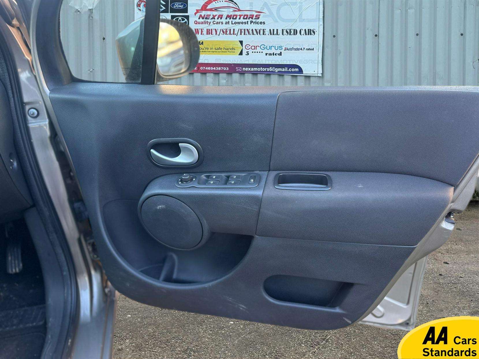 2011 RENAULT GRAND MODUS 2011 RENAULT GRAND MODUS