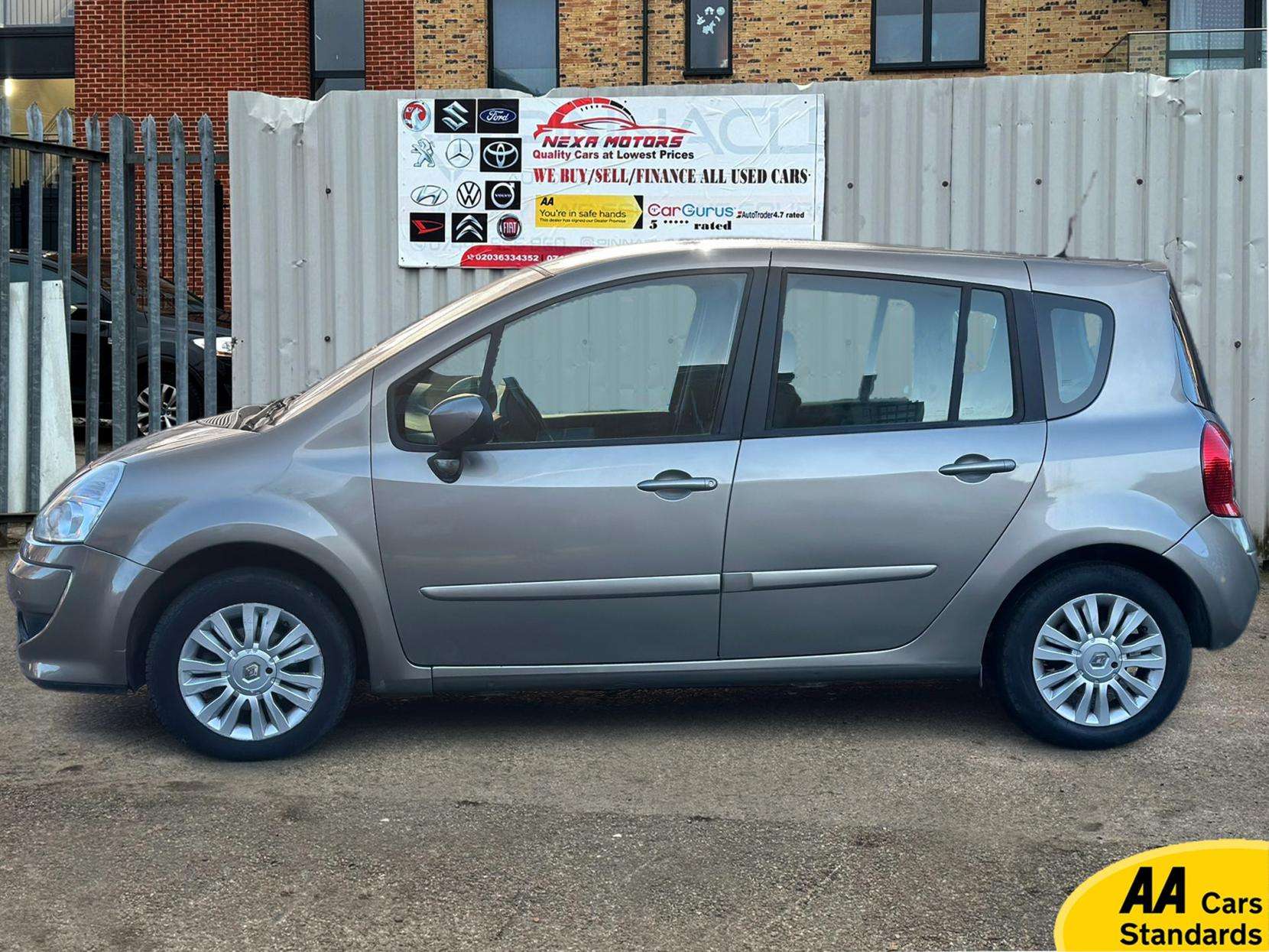 2011 RENAULT GRAND MODUS 2011 RENAULT GRAND MODUS