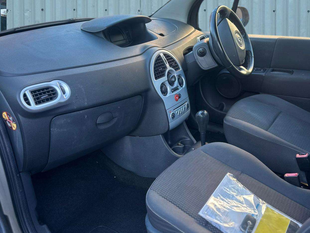 2011 RENAULT GRAND MODUS 2011 RENAULT GRAND MODUS