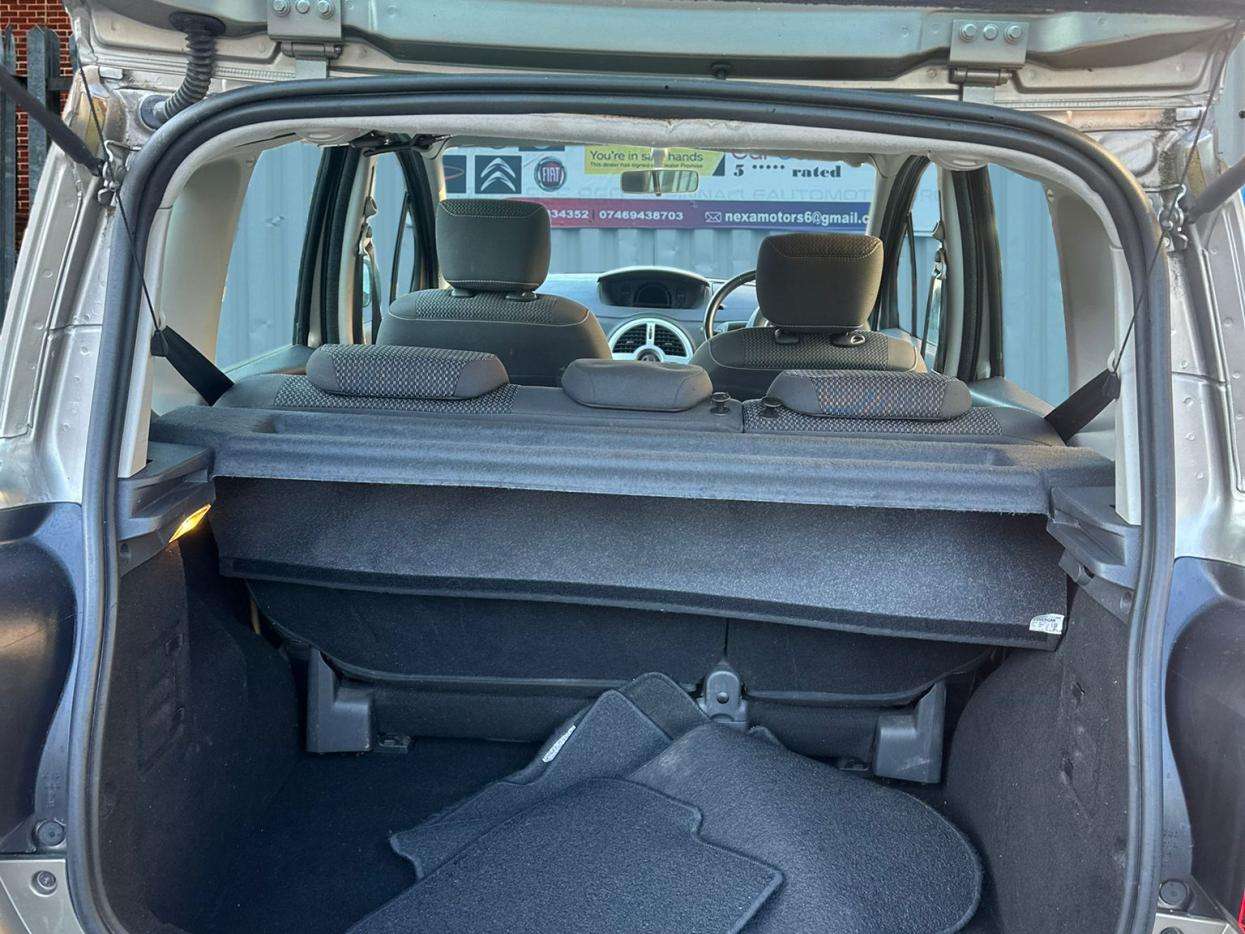 2011 RENAULT GRAND MODUS 2011 RENAULT GRAND MODUS