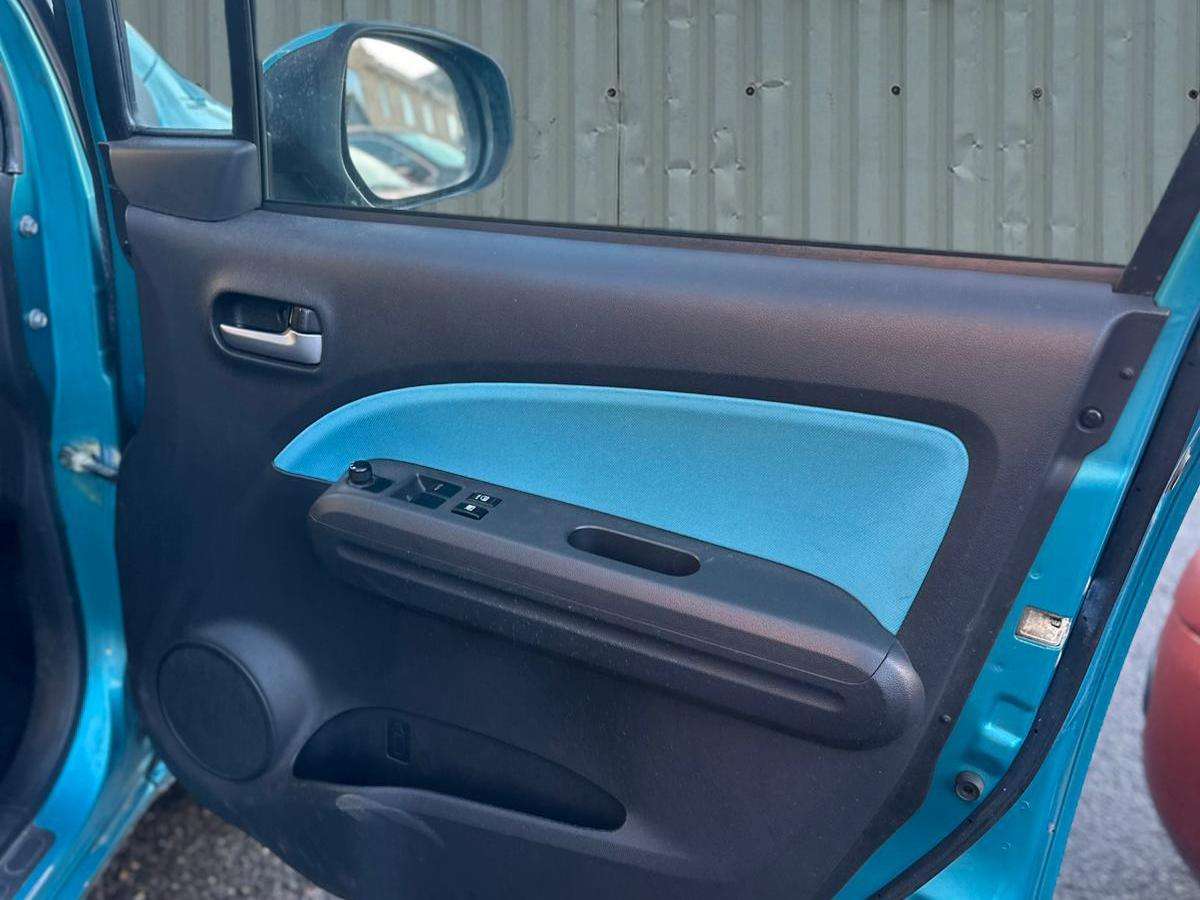 2012 SUZUKI SPLASH 2012 SUZUKI SPLASH