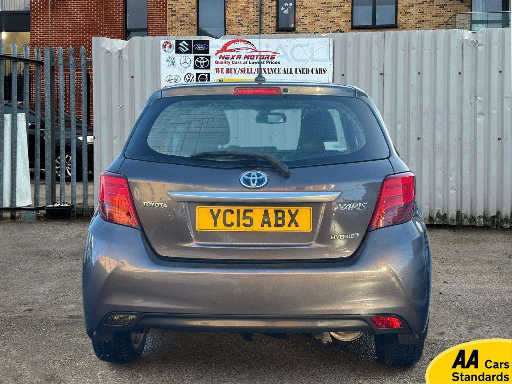 A 2015 TOYOTA YARIS 1.5 VVT-h Excel Hatchback 5dr Petrol Hybrid E-CVT Euro 6 (15in Alloy) (101 ps) A 2015 TOYOTA YARIS 1.5 VVT-h Excel Hatchback 5dr Petrol Hybrid E-CVT Euro 6 (15in Alloy) (101 ps)