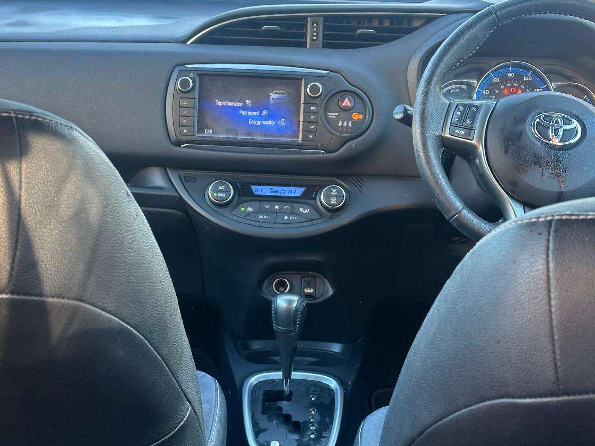 2015 TOYOTA YARIS 2015 TOYOTA YARIS