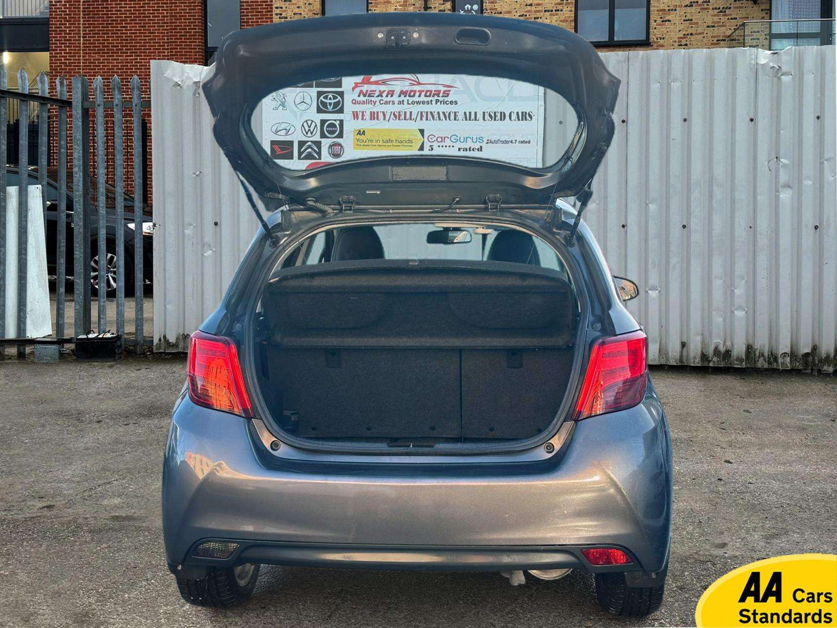 2015 TOYOTA YARIS 2015 TOYOTA YARIS