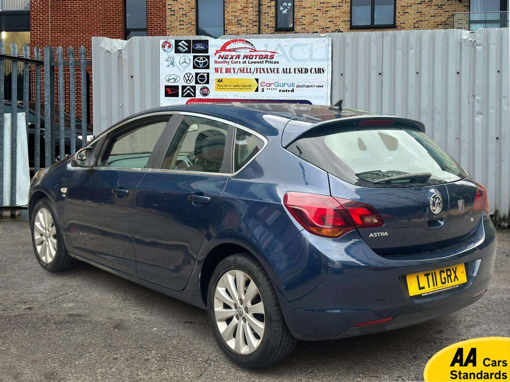 2011 VAUXHALL ASTRA 2011 VAUXHALL ASTRA