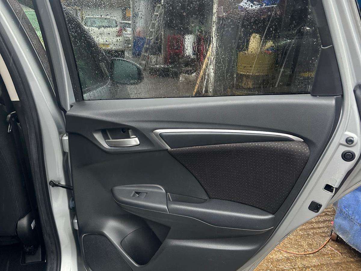 2014 HONDA JAZZ 2014 HONDA JAZZ